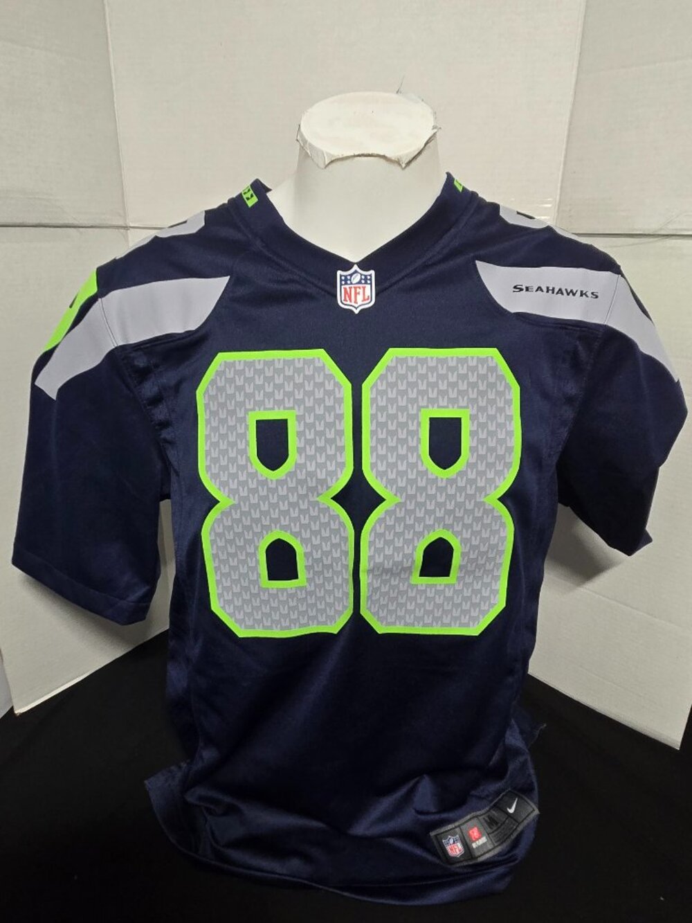 Nike Seattle Seahawks Jimmy Graham #88 NFL On Field Game Jersey Men's Medium